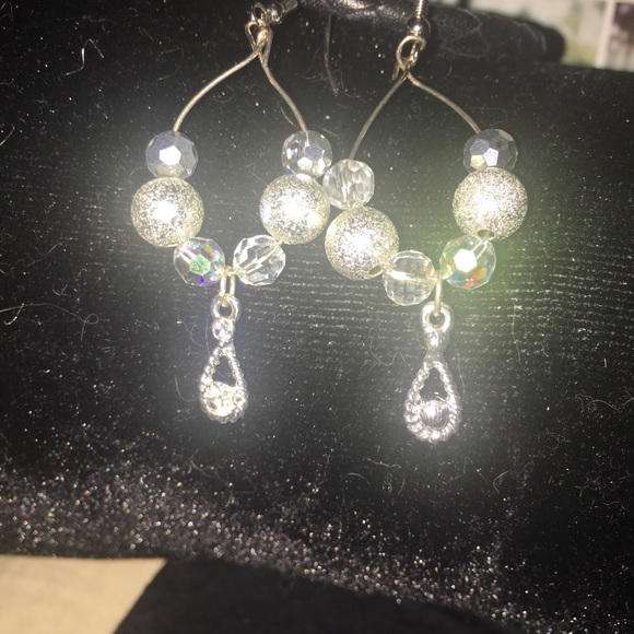 🆕Swarovski crystal beaded earrings NWT - Picture 1 of 7